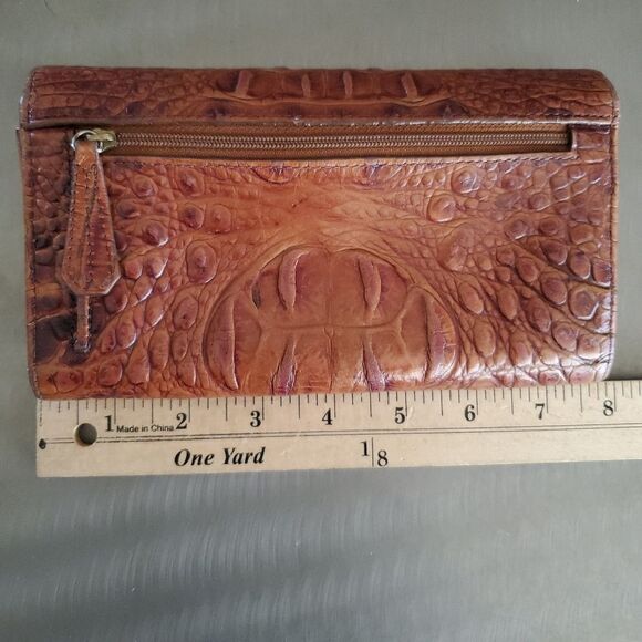 Brahmin Pecan Brown Leather Alligator Croc Embossed Bifold Wallet Zip Pockets - Picture 11 of 13